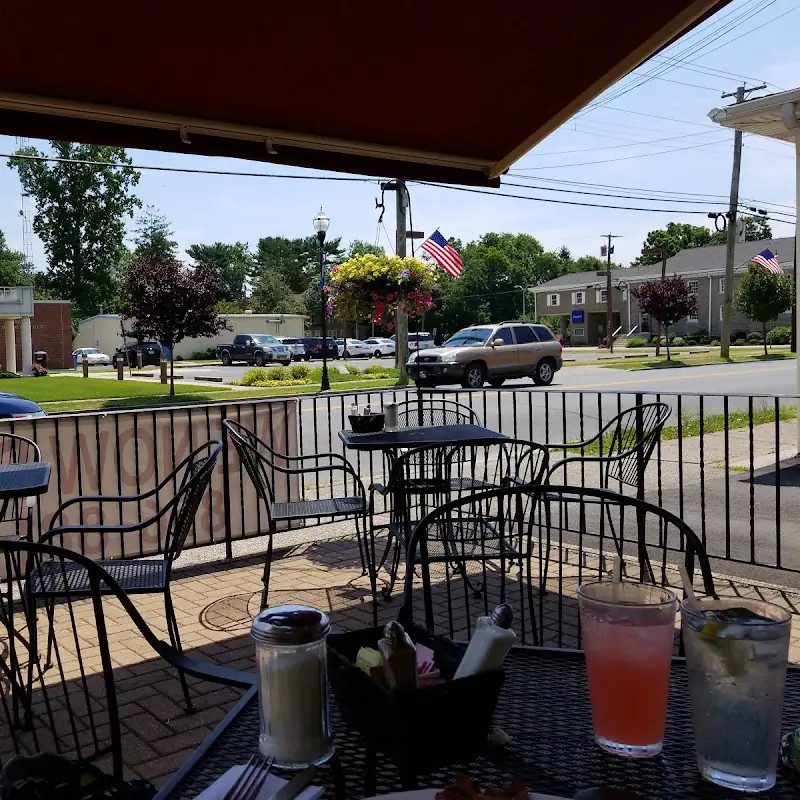 Neri’s Cafe And Mexican Grill