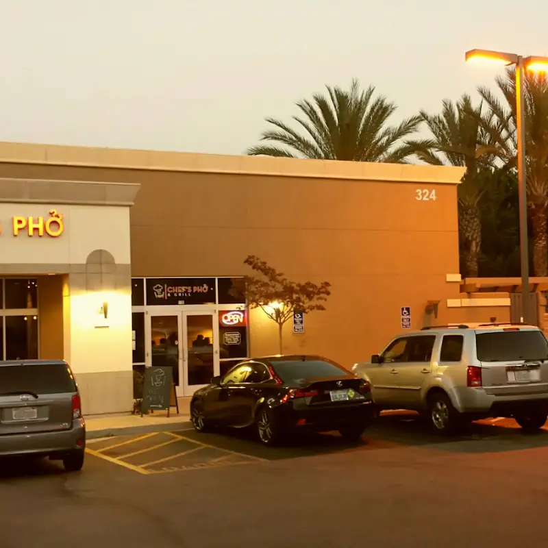 Chef's Phở & Grill