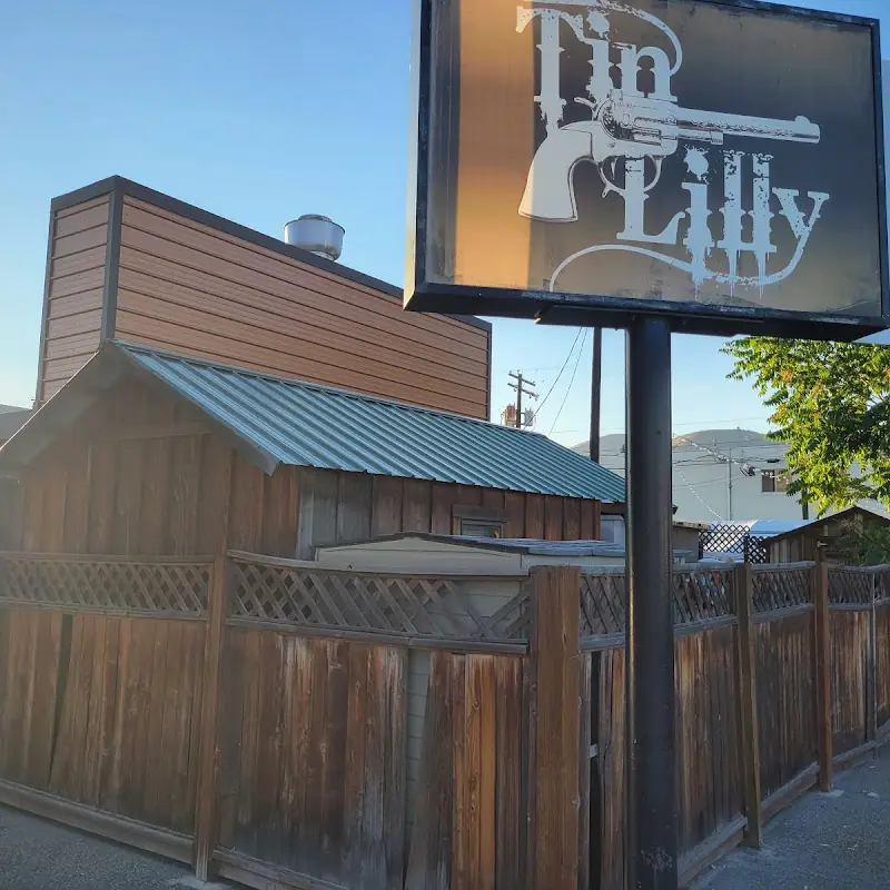 Tin Lilly