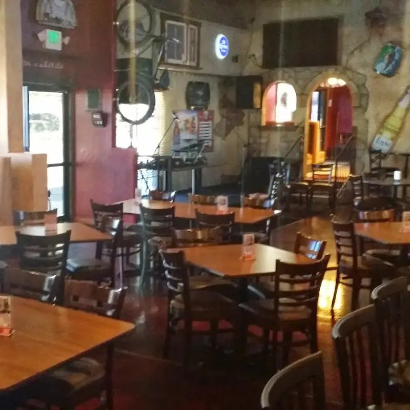 Lit'l Bit Bar & Grill