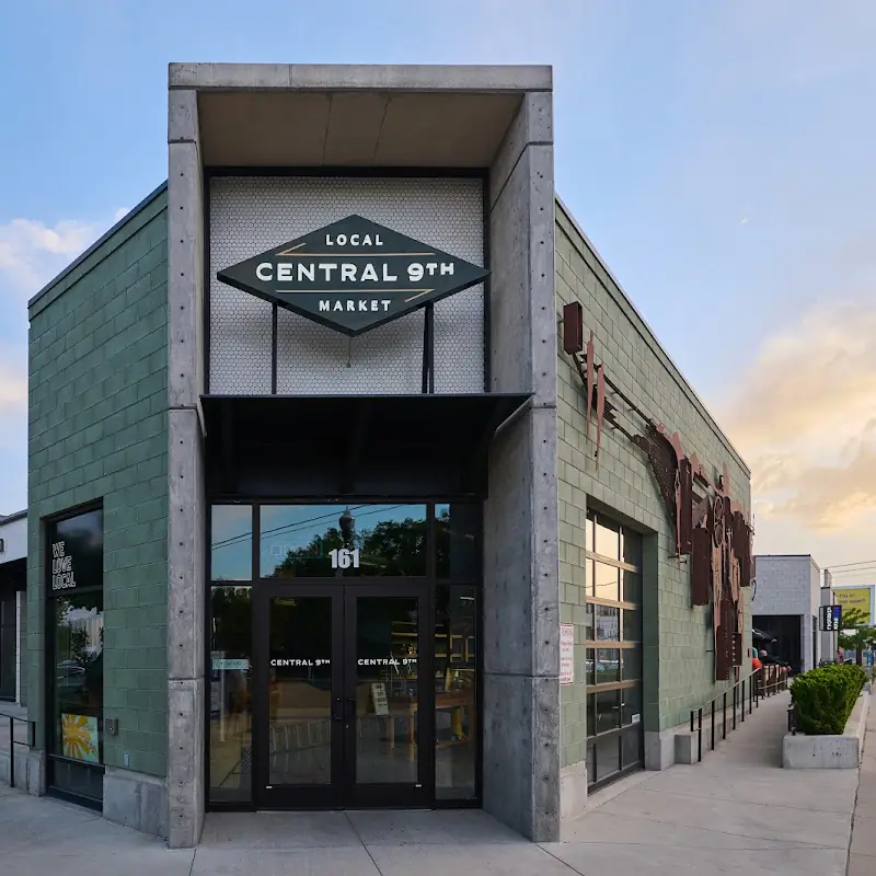 Central 9th Market