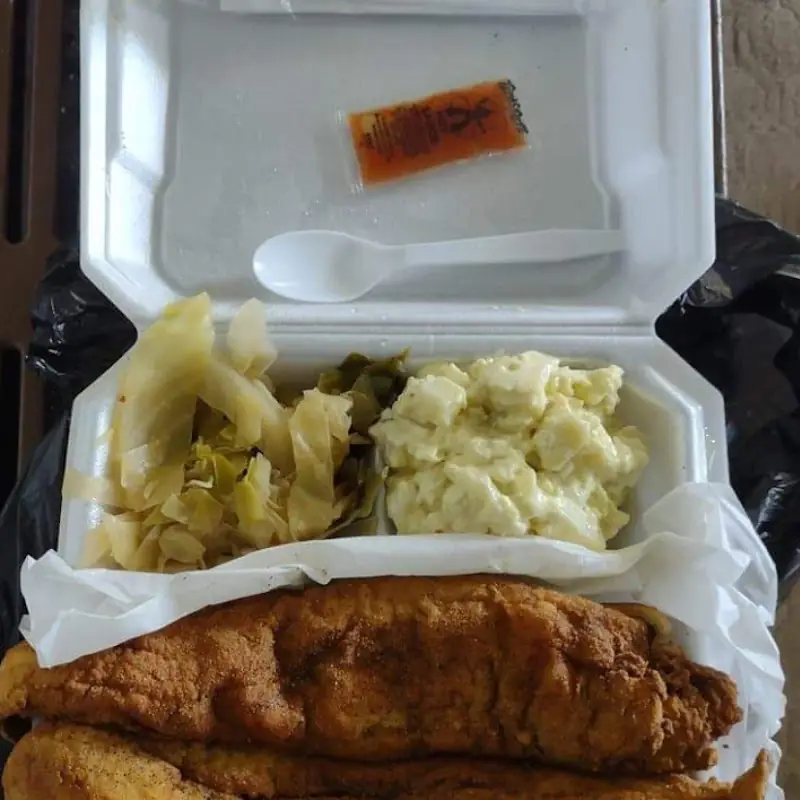 Cobb's Mini Mart & Grill