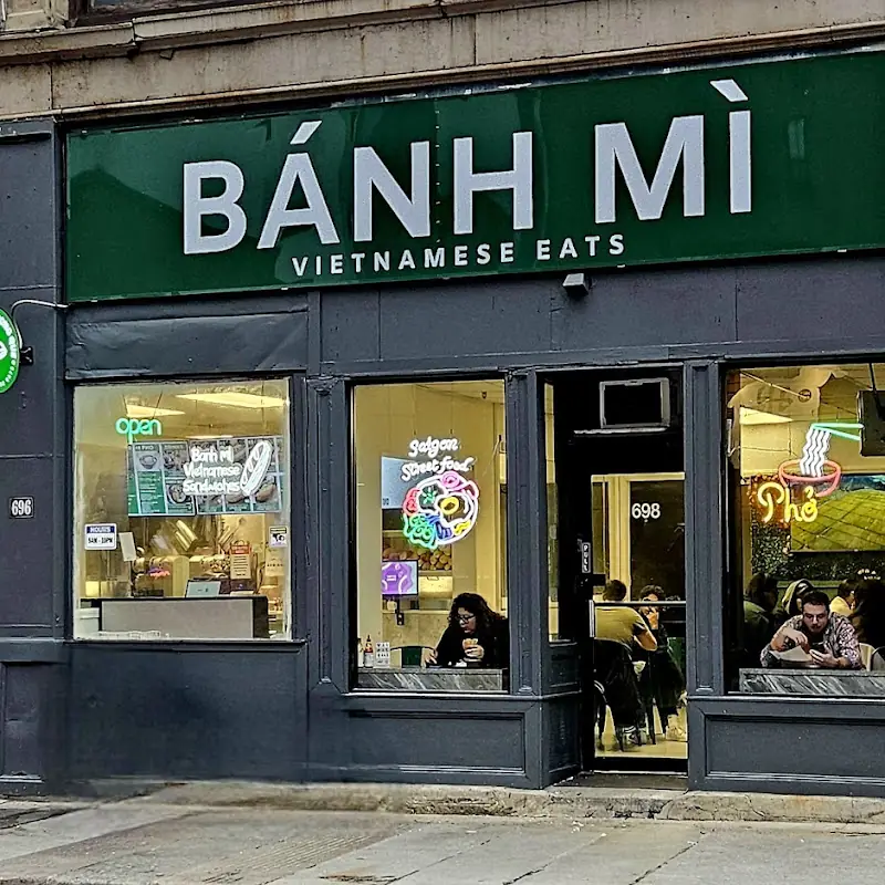 Banh Mi Huong Que