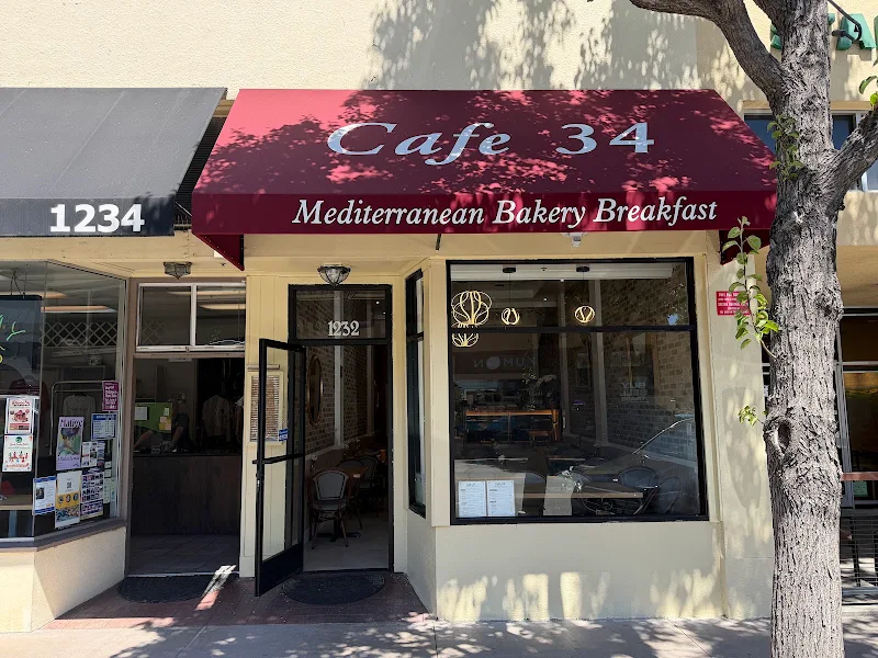 Cafe 34