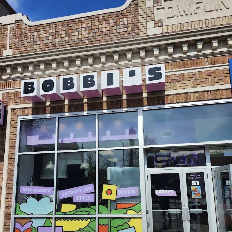 Bobbi's Pizza