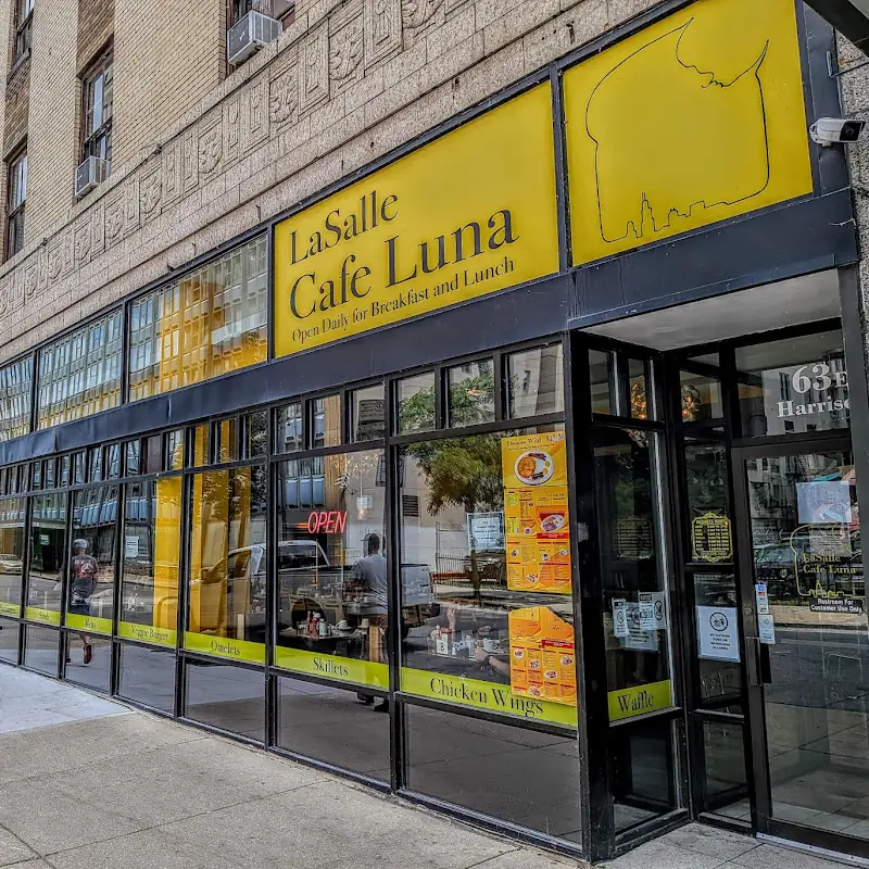 Luna Cafe Restaurant