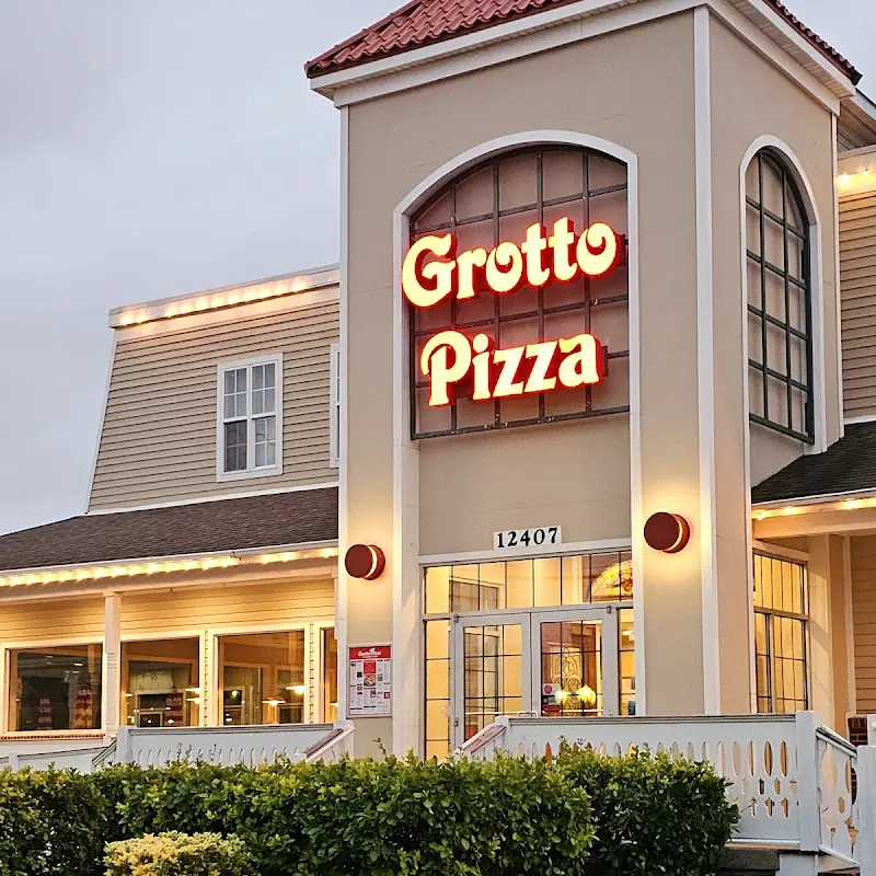CHEESY GARLIC BREAD