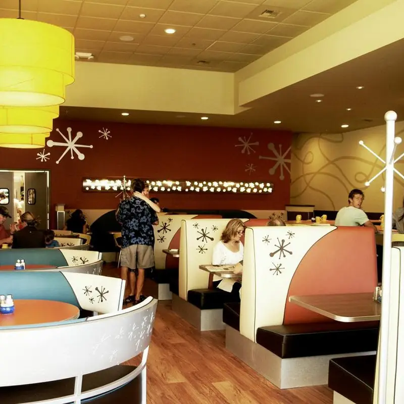 Snooze, an A.M. Eatery