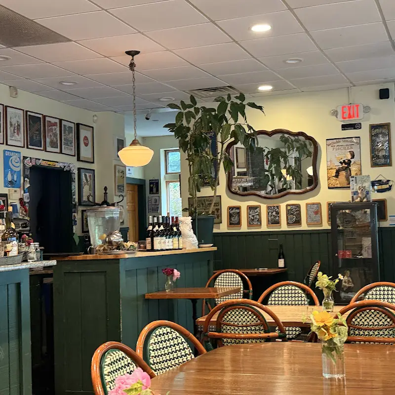 Le Gamin Café SHARON