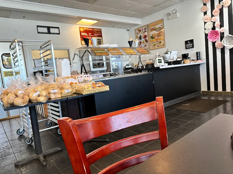 Simple Delights Filipino Bakery & Cafe