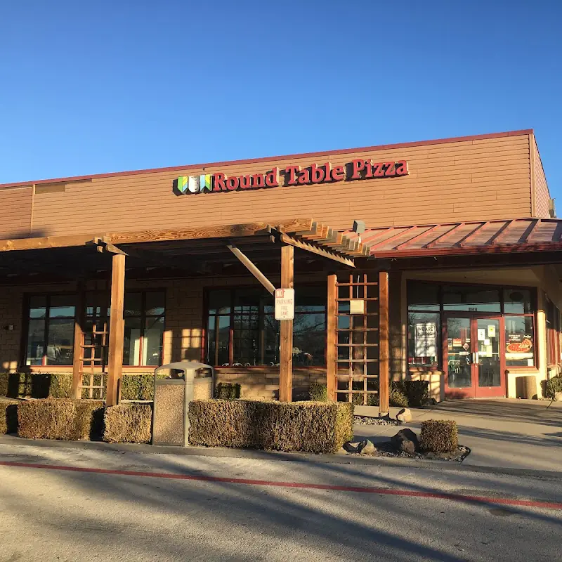 Round Table Pizza
