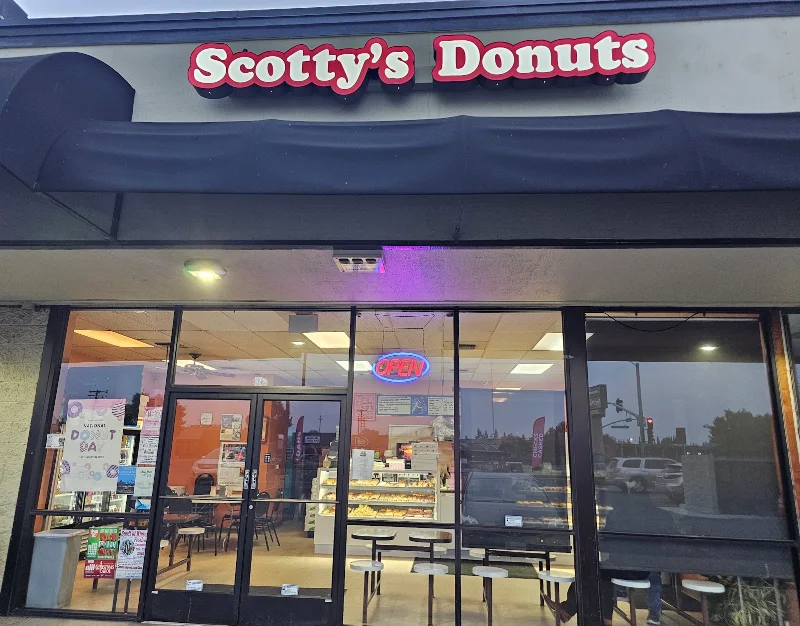 Scotty's Donuts