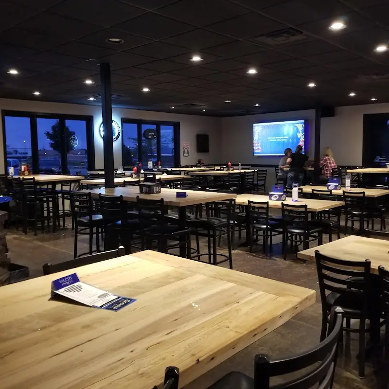 Socials Bar & Grill