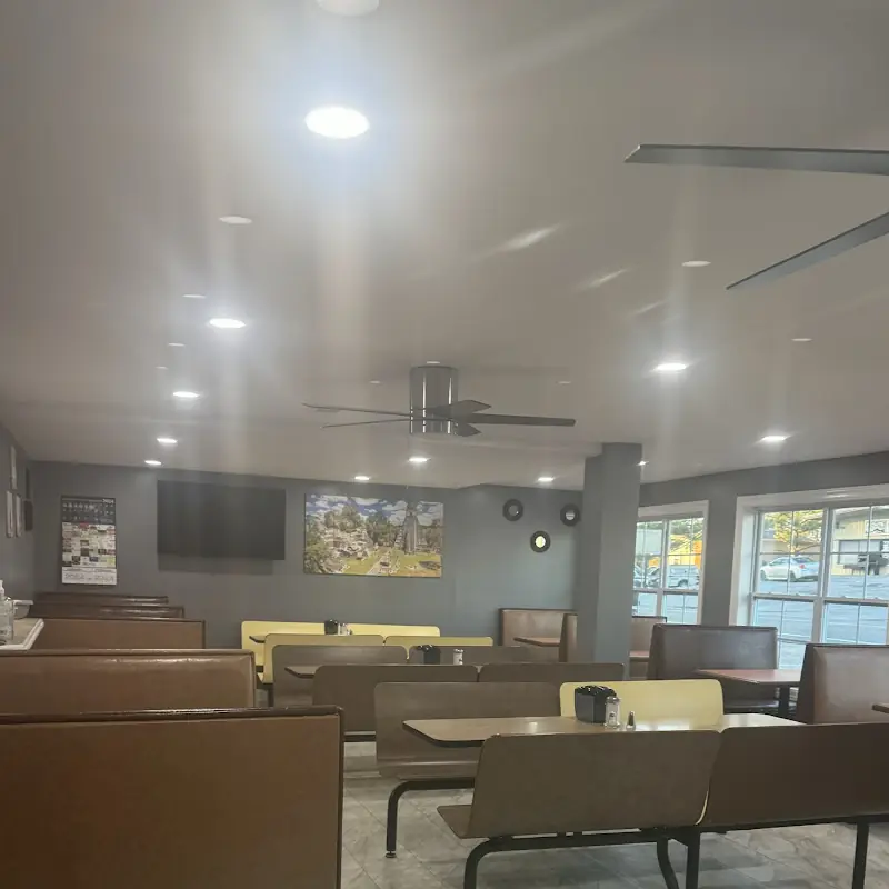 Las Tres Fronteras Restaurants