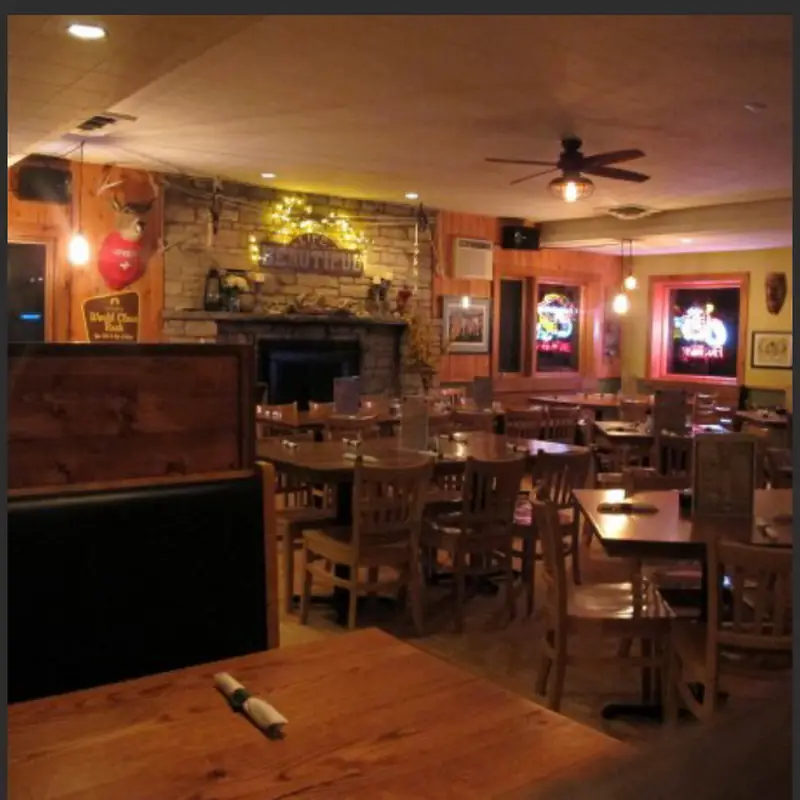 Island Fever Rum Bar & Grill
