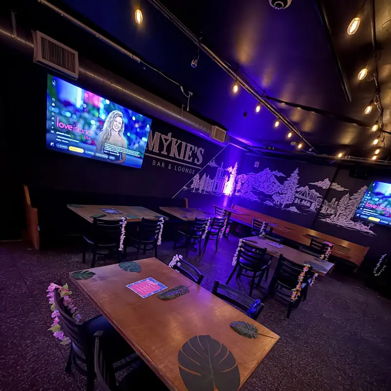 Mykie’s Bar & Lounge