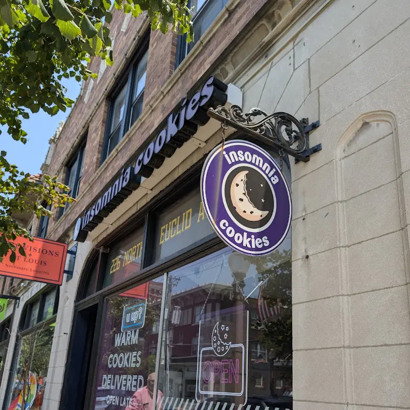 Insomnia Cookies