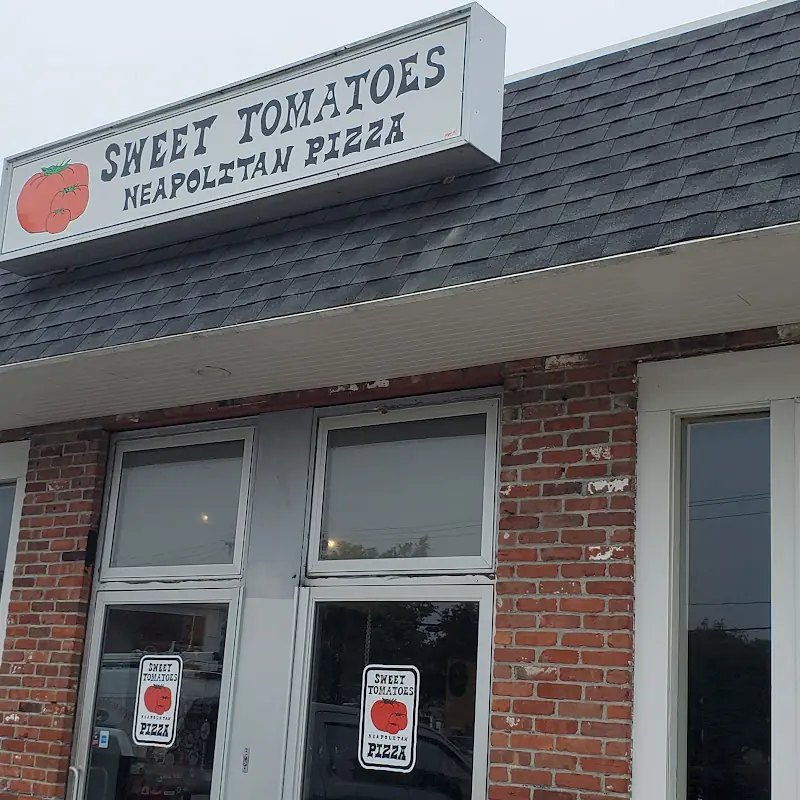 Sweet Tomatoes Pizza