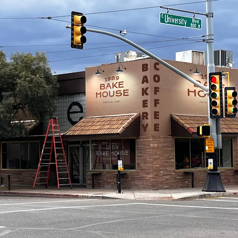1989 Bake House