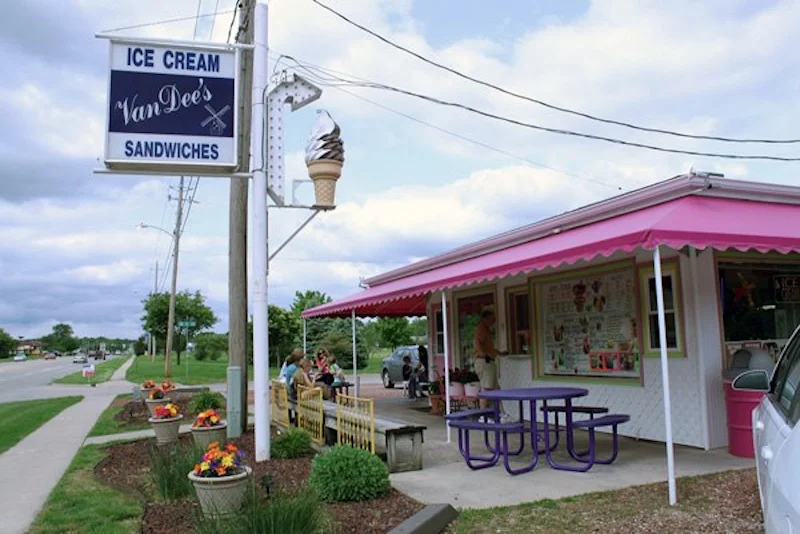Van Dee's Ice Cream Shoppe
