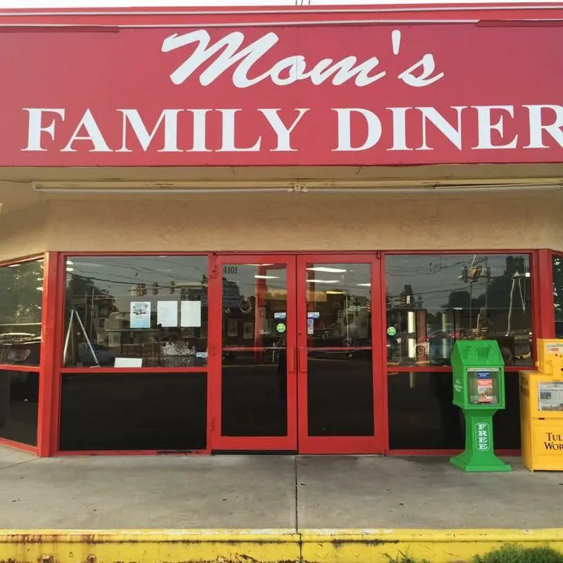 Mom's Family Diner