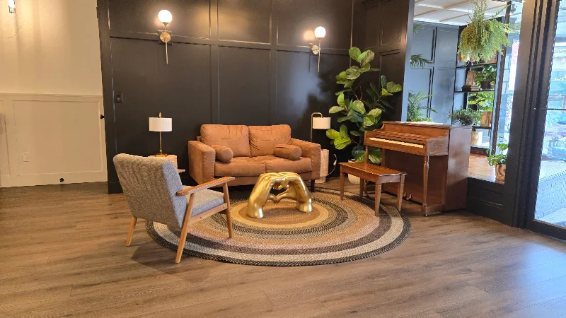 508 Coffee and Youth Lounge