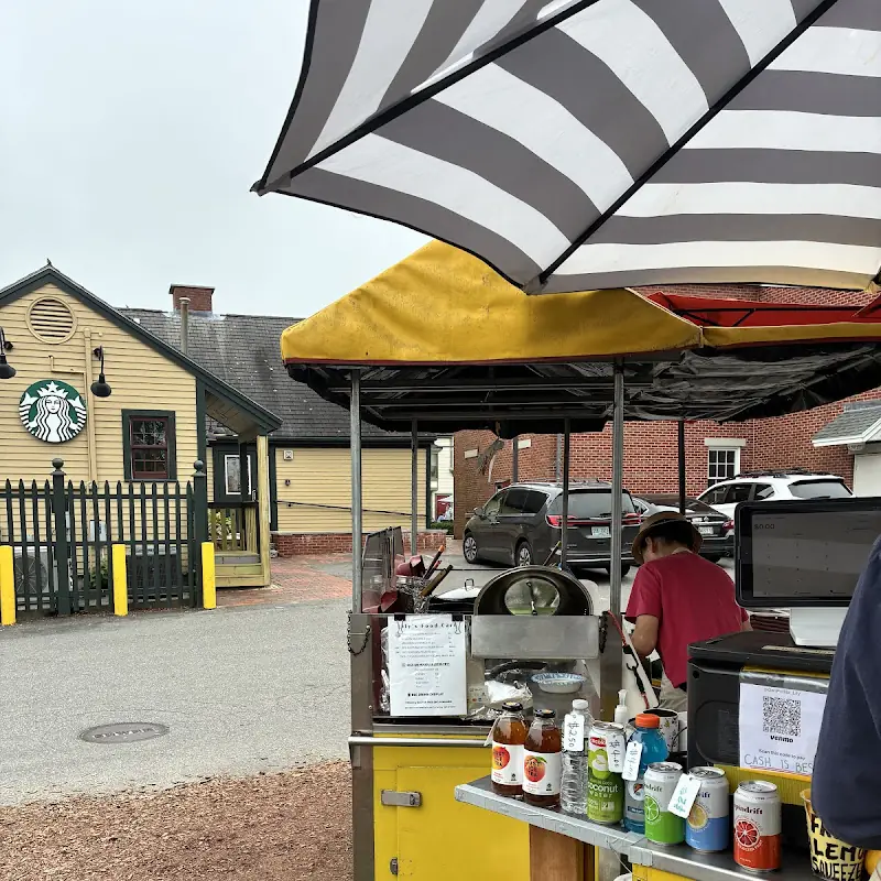 Lily’s food cart