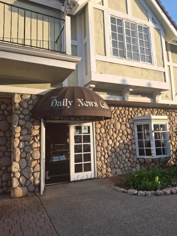 Daily News Cafe