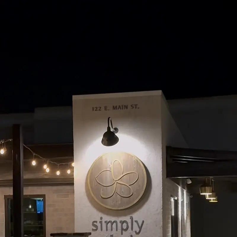 Simply Thai and Sushi Bar