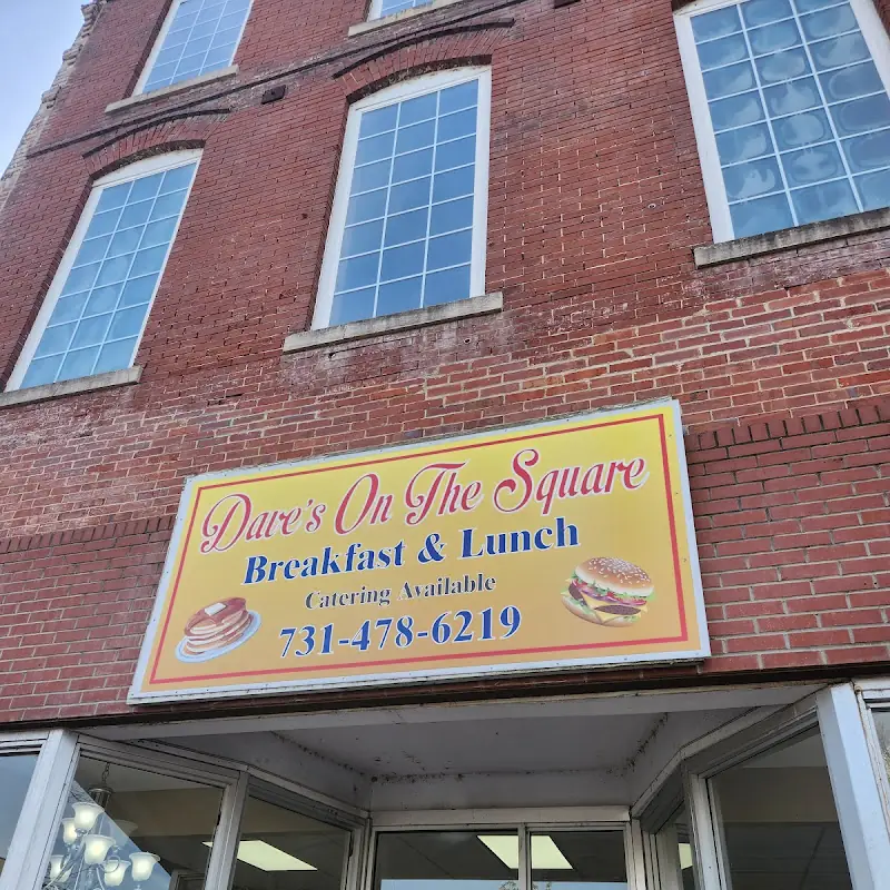 Dave's On The Square