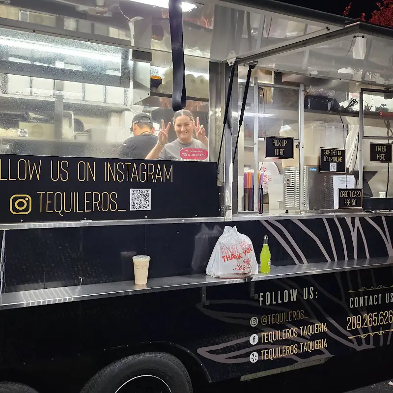 Tequileros Taqueria