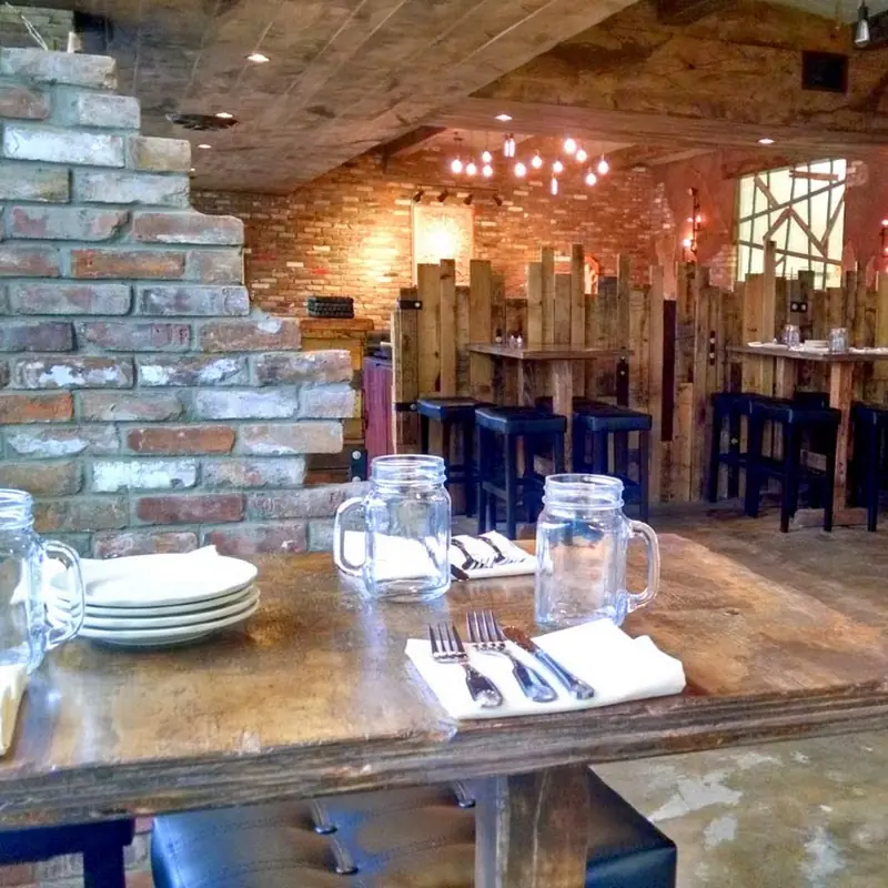 Zesti Restaurant