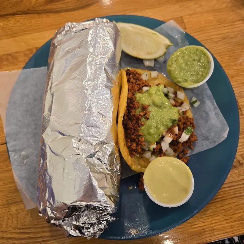 Carmelo's Tacos