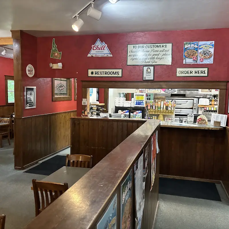 Second Avenue Pizza