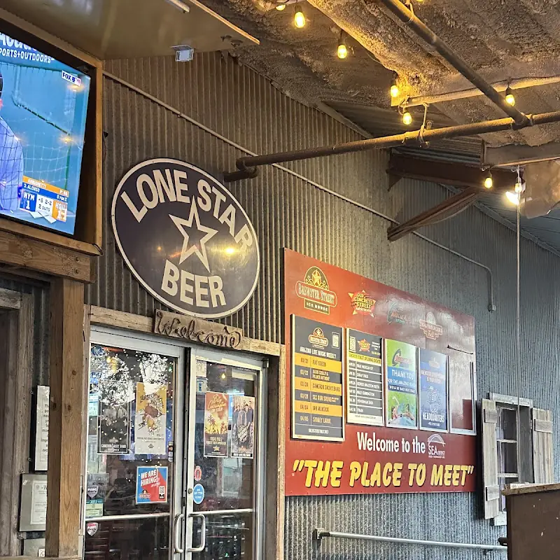 Brewster Street Icehouse - Downtown