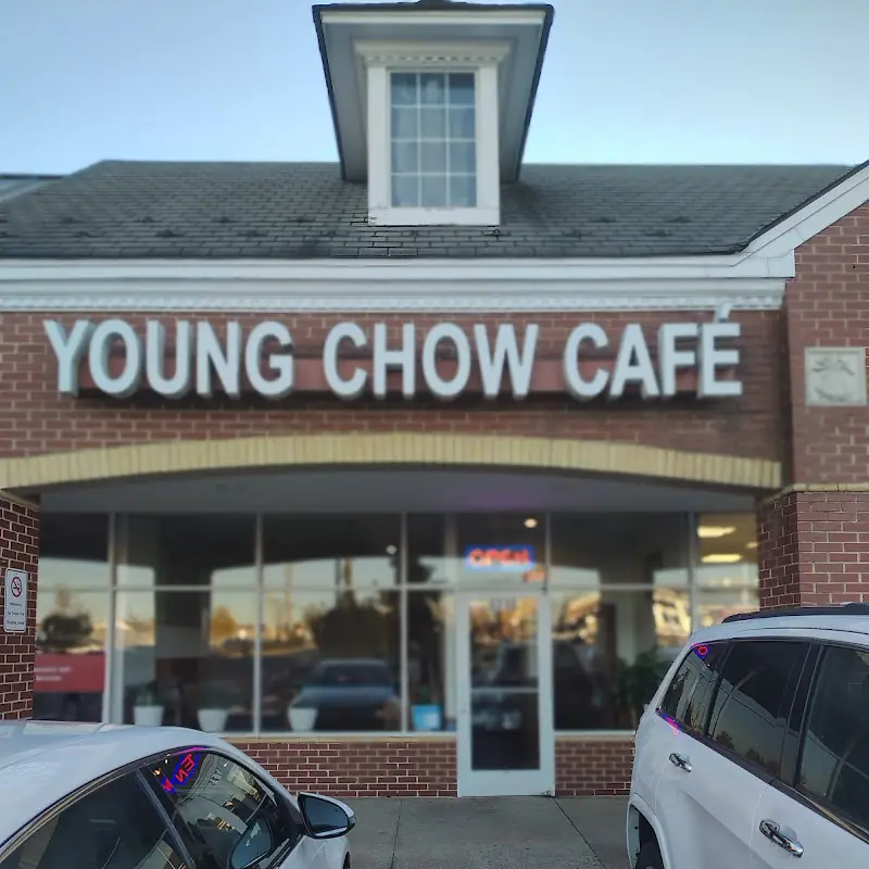 Young Chow Cafe Chinese and Thai Restaurant