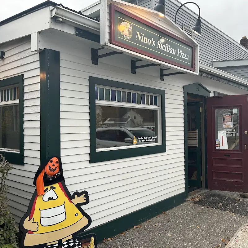 Nino's Pizza