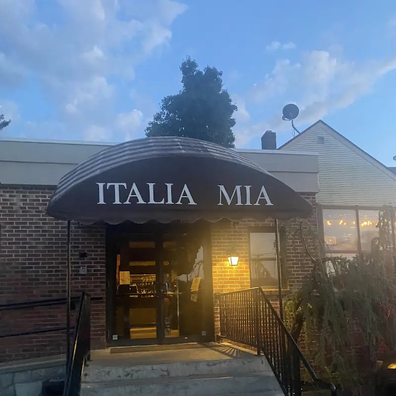 Italia Mia Restaurant & Pizzeria