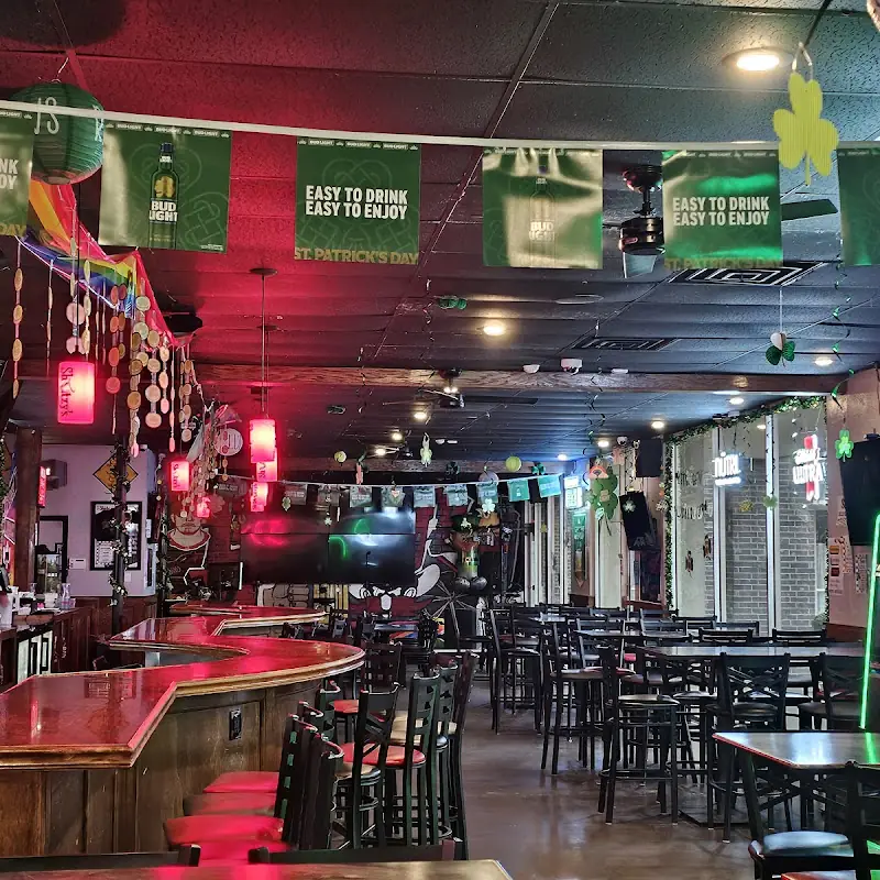 Shotzys Bar & Grill