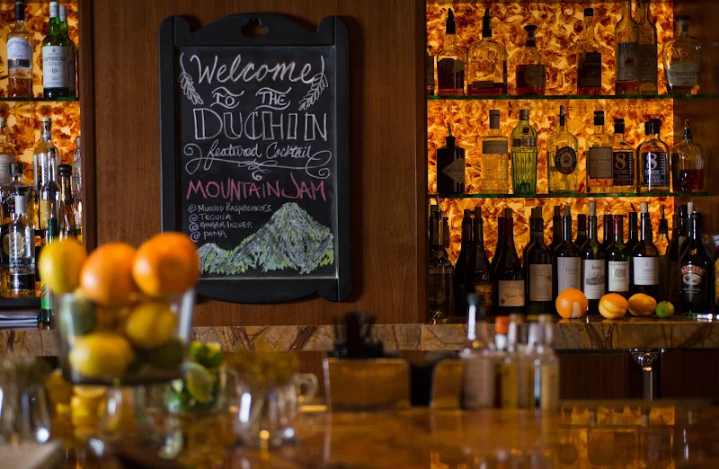 Duchin Lounge