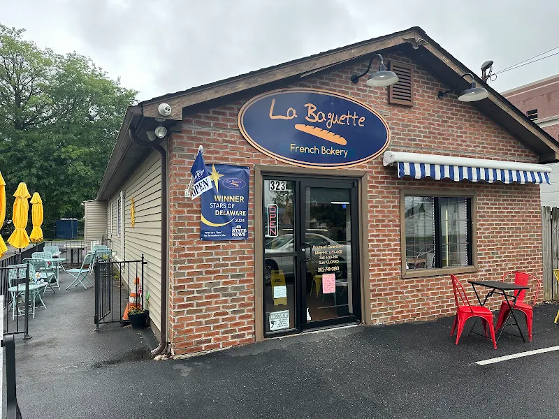 La Baguette French Bakery