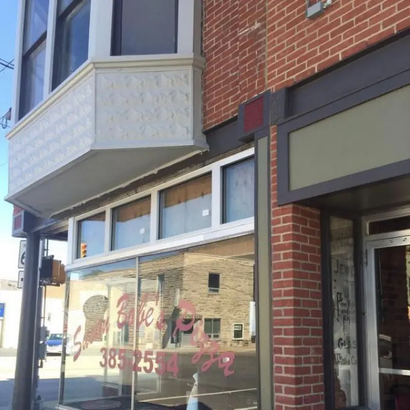 Susan Bobe's Pizza
