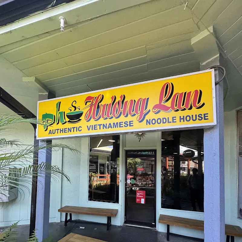 Pho Huong Lan