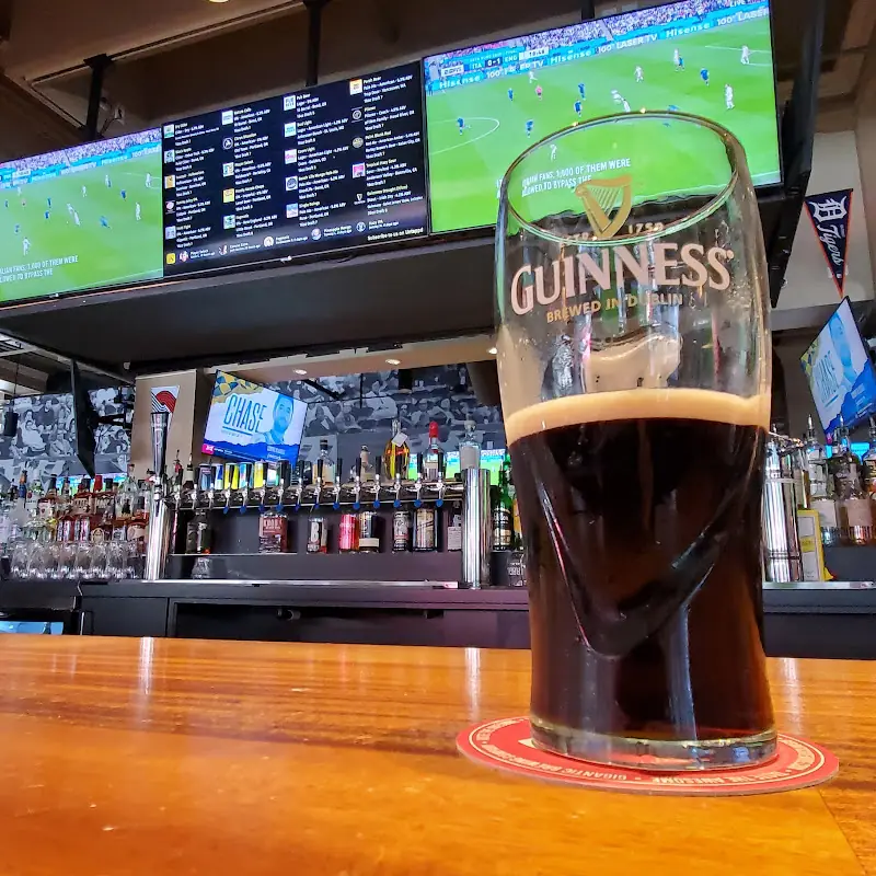The Independent Sports Bar & Grill
