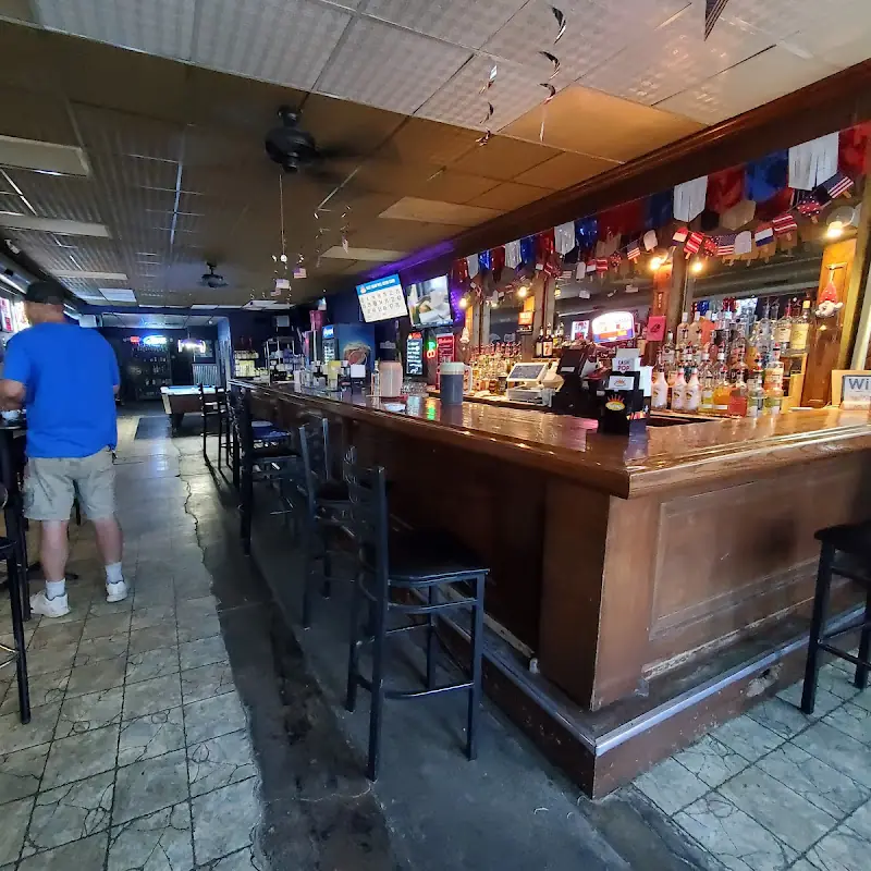 Cherry's Bar & Grill
