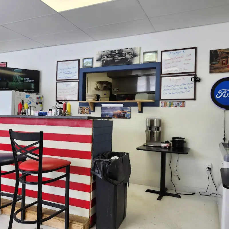 Cruisin' M52 Diner