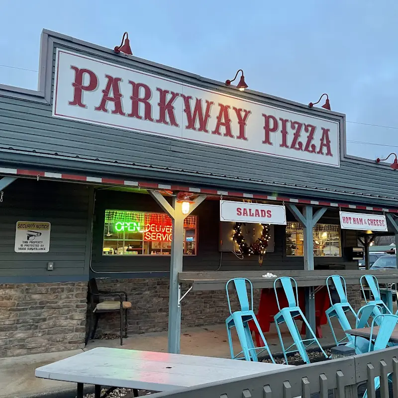 Parkway Pizza