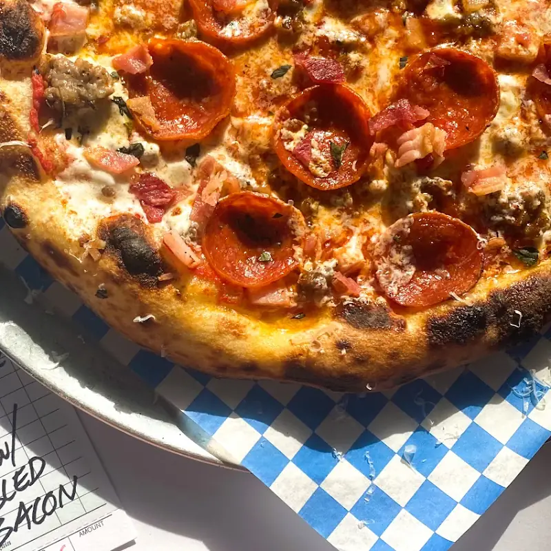 Hallows Pizza