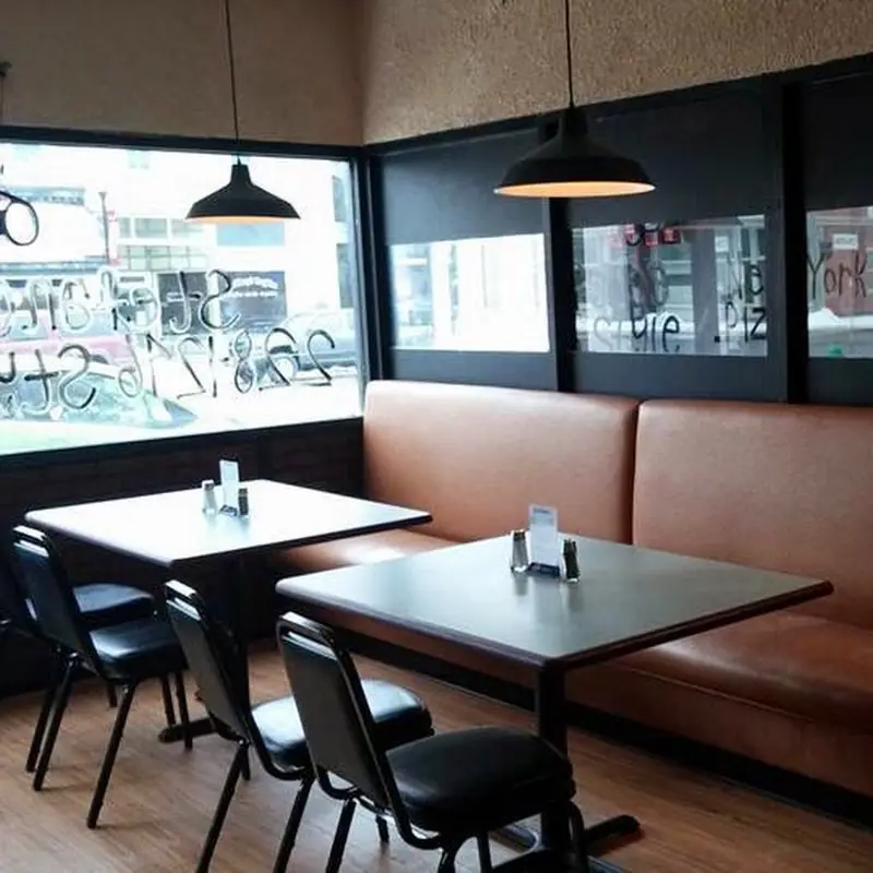Stefano's Pizzeria (New York Style)