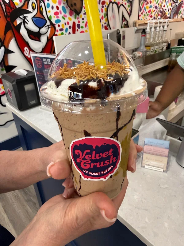Velvet Crush By Sweet Kneads